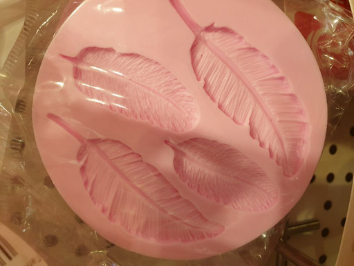 Молд перья 1