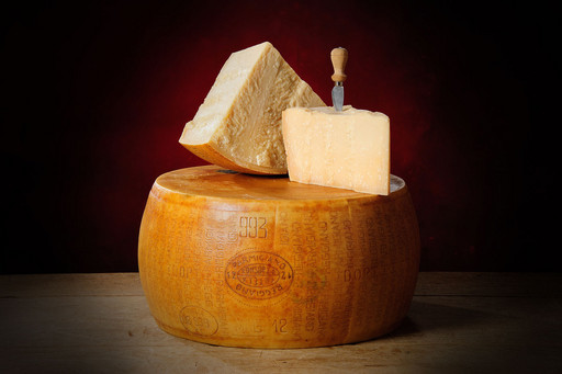 Parmigiano Reggiano 24 mesi (Пармиджано Реджано 24 месяца)