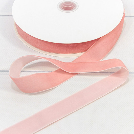 592-25/06 Лента Бархат 2,5см*25ярд Персиковый 1/13 1/52