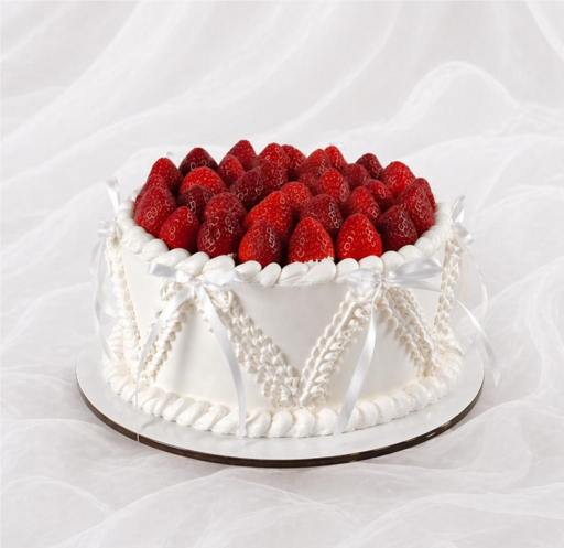 Торт "Клубничный сад"