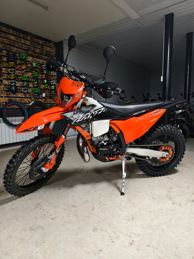 Мотоцикл Regulmoto Lanza 2T