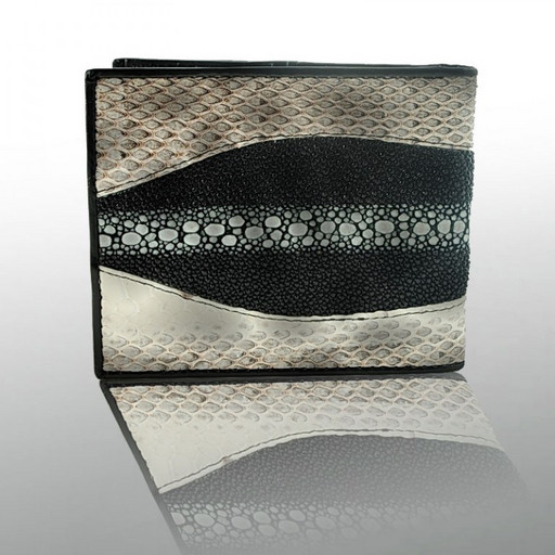 Красивое портмоне из кожи змеи и ската